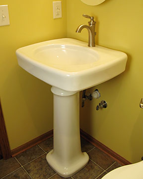 The Kimberley - pedestal sink