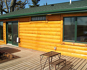 Wahoo cabin deck